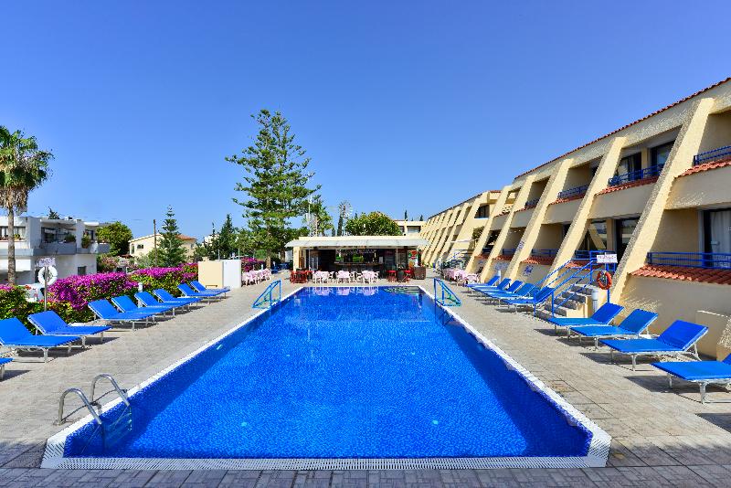 Napa Prince Hotel Apartments - Havuz