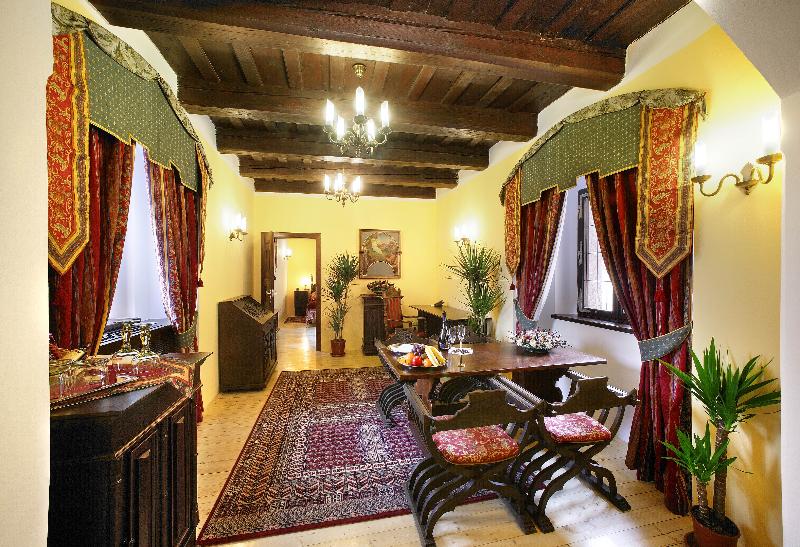 Hotel Ruze - Oda