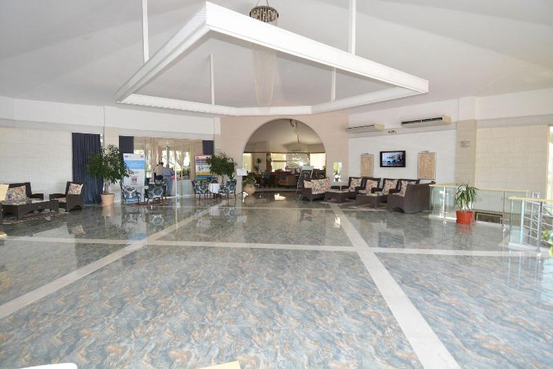 Tripolis Hotel - Lobi