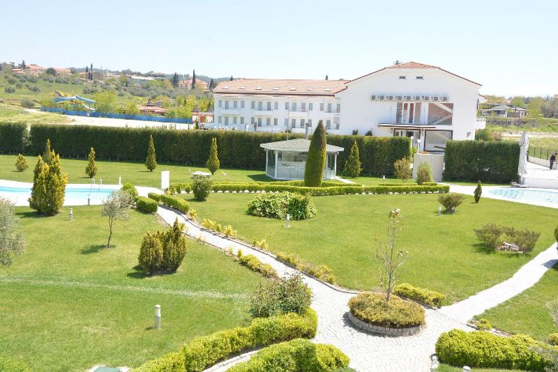 Tripolis Hotel - Teras