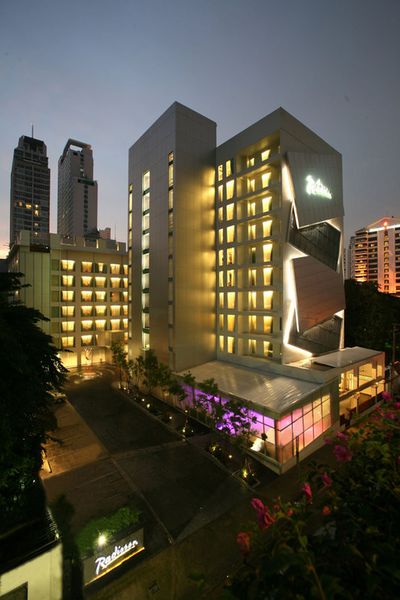 Radisson Suites Bangkok Sukhumvit - Genel