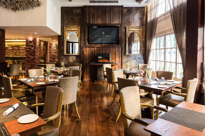 Radisson Suites Bangkok Sukhumvit - Restoran
