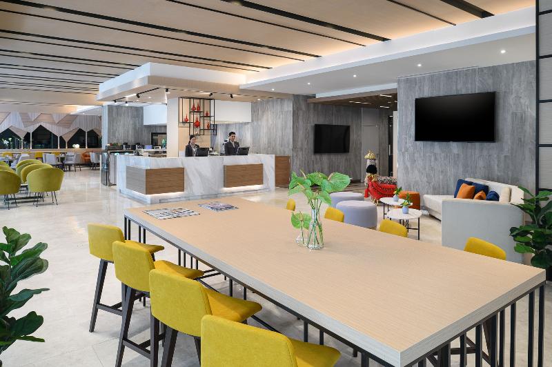 Parkroyal Suites Bangkok - Lobi