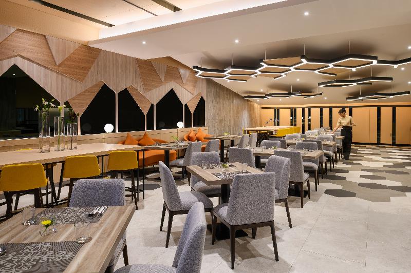Parkroyal Suites Bangkok - Restoran