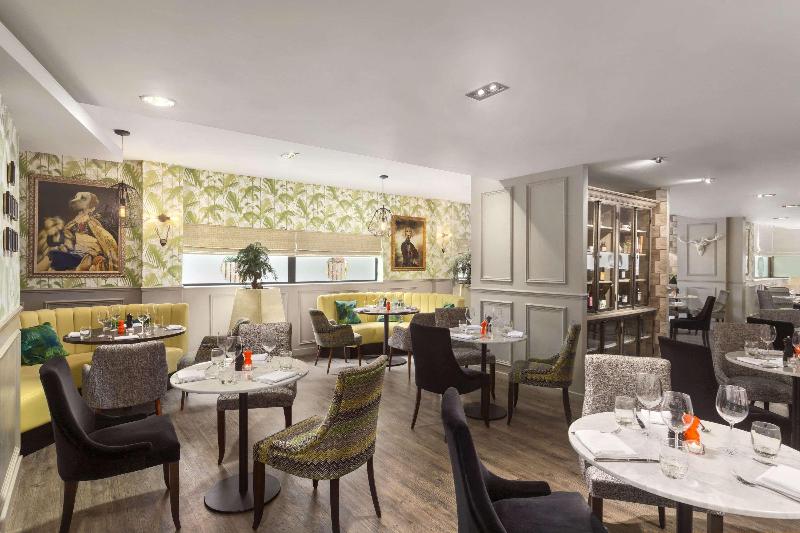 Ramada Hotel & Suites by Wyndham Coventry - Restoran