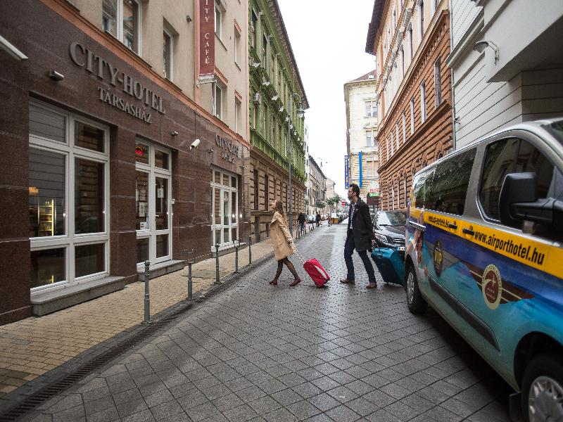 City Home Budapest - Genel