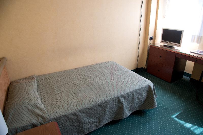 Boston Hotel - Oda