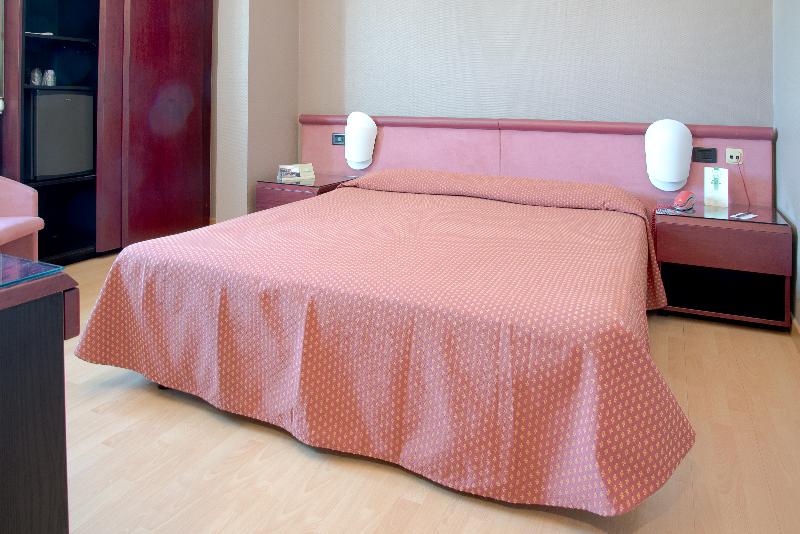 Boston Hotel - Oda