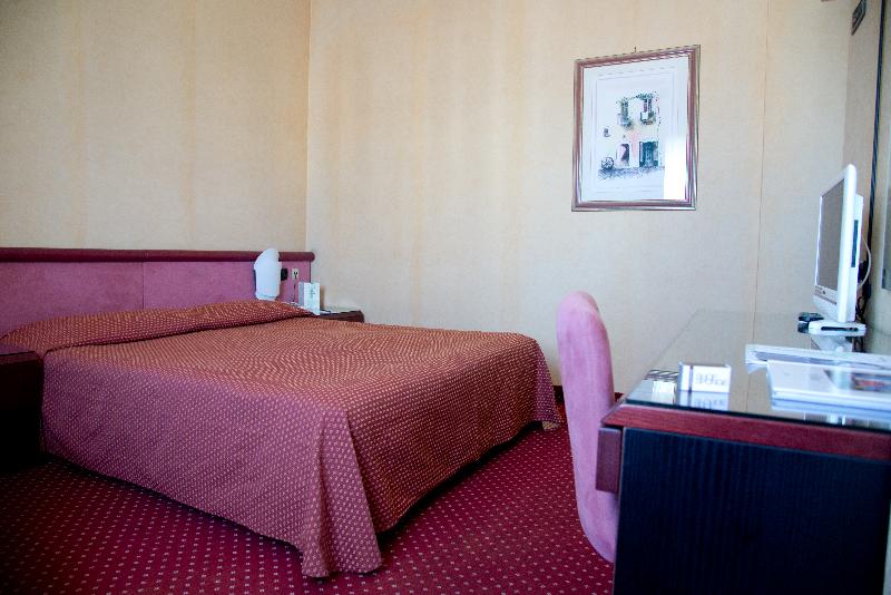 Boston Hotel - Oda