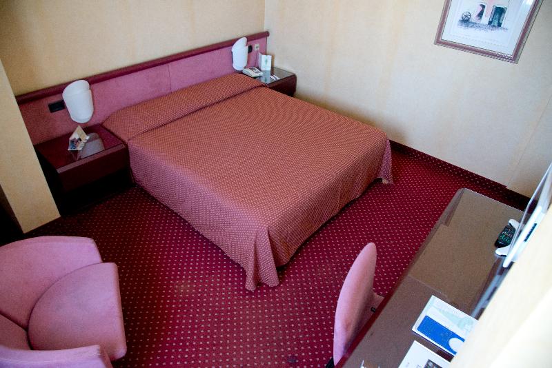 Boston Hotel - Oda