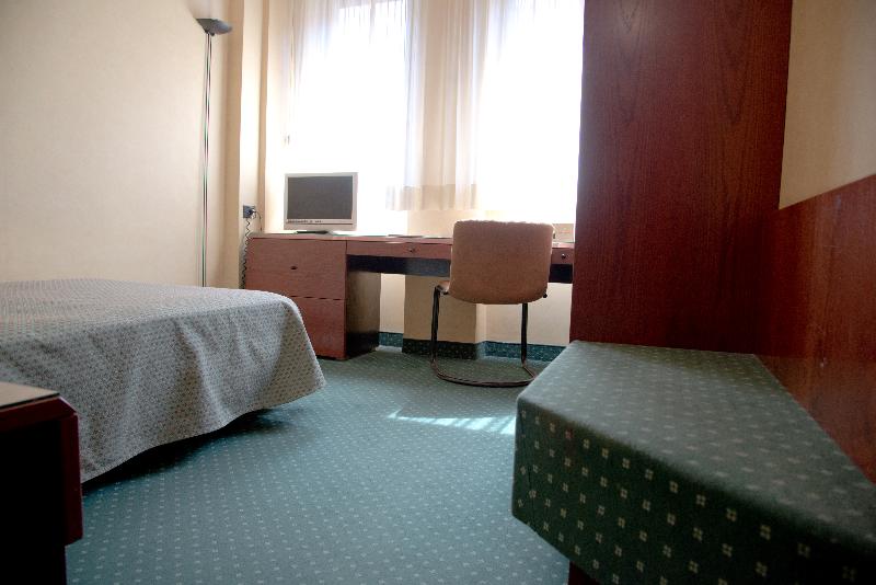 Boston Hotel - Oda