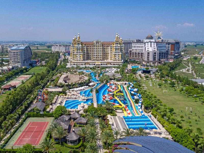 Royal Holiday Palace - Genel