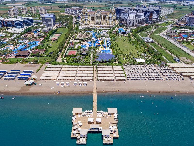 Royal Holiday Palace - Genel