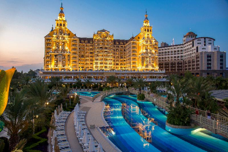 Royal Holiday Palace - Teras