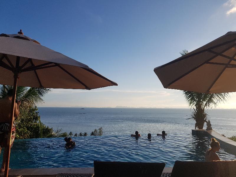 Sunset Hill Resort - Genel