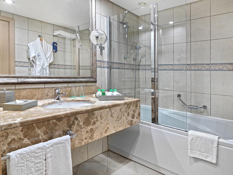 Starlight Resort Hotel - Oda