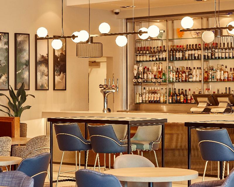 Crowne Plaza Reading East - Bar
