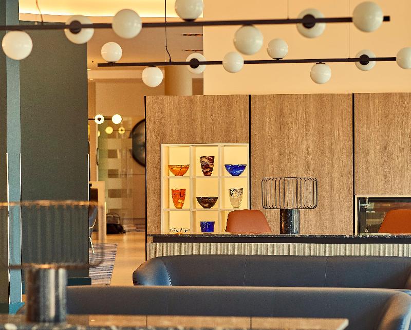 Crowne Plaza Reading East - Lobi