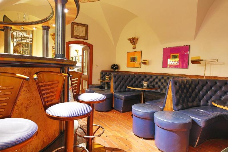 Royal Ricc - Bar
