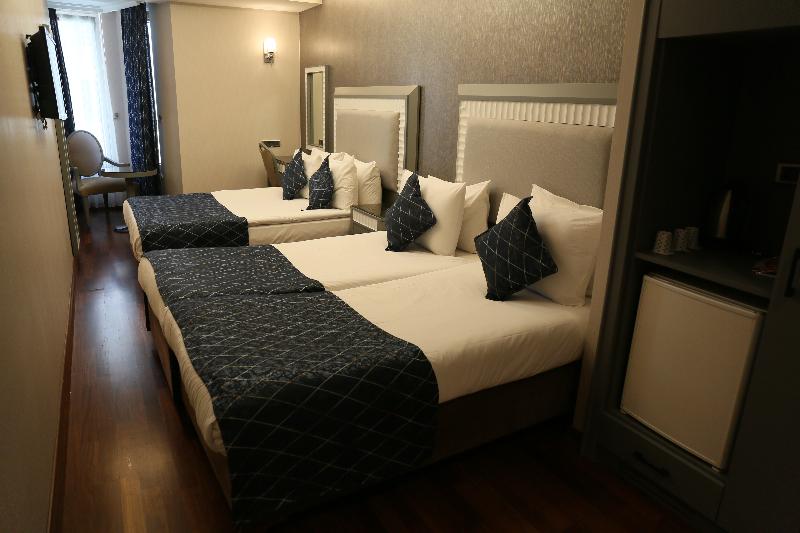 Nova Plaza Park Hotel - Oda