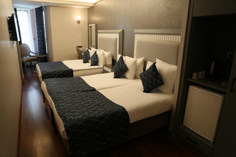 Nova Plaza Park Hotel - Oda