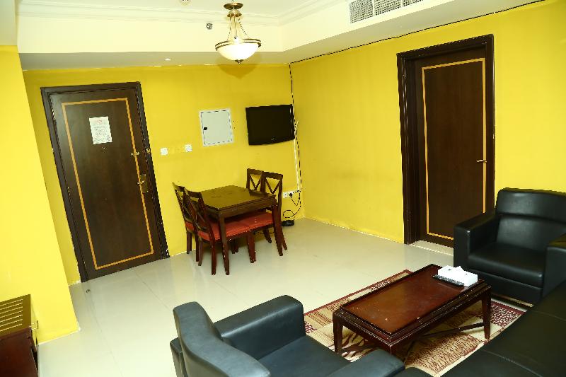 Golden Square Hotel Apartments - Oda