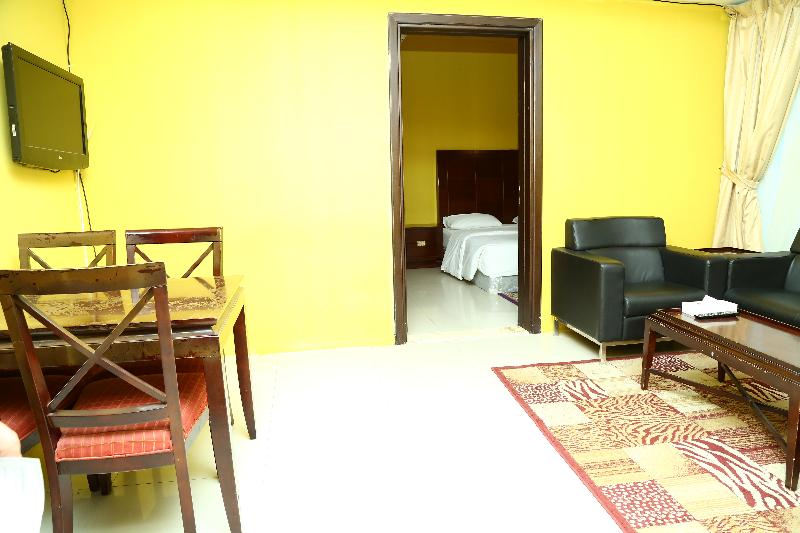 Golden Square Hotel Apartments - Oda