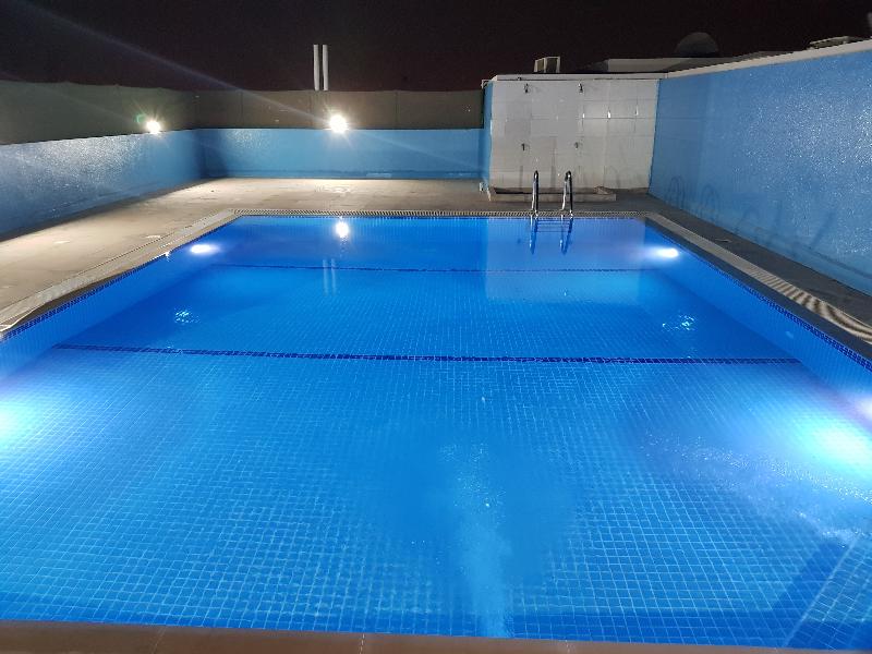 Golden Square Hotel Apartments - Havuz