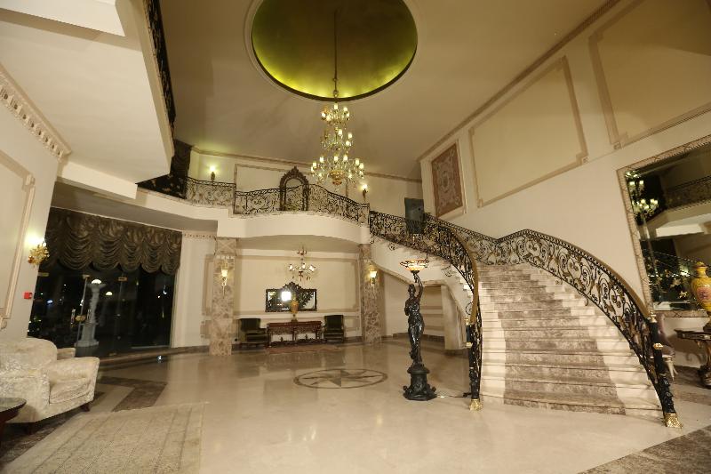 Paradise Inn Beach Resort - Lobi