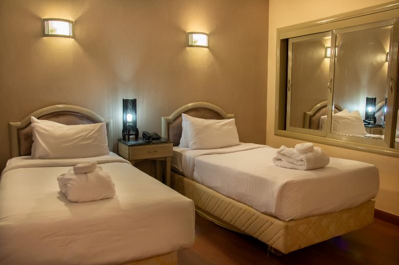 Paradise Inn Beach Resort - Genel