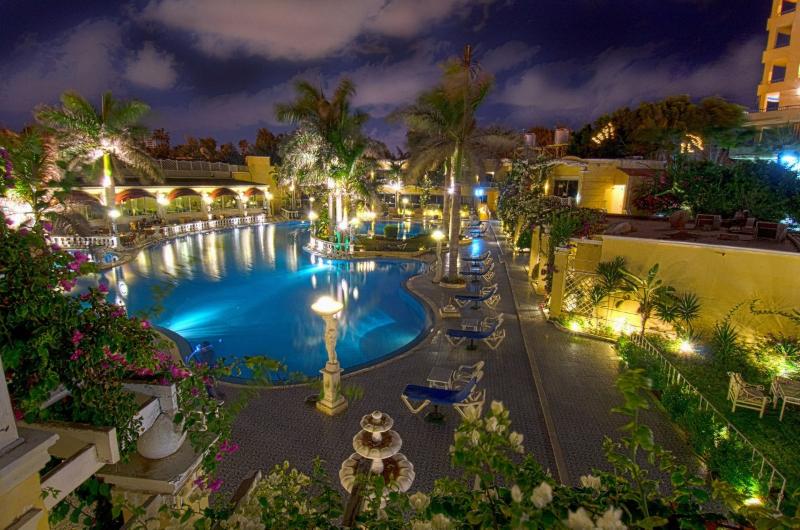 Paradise Inn Beach Resort - Genel