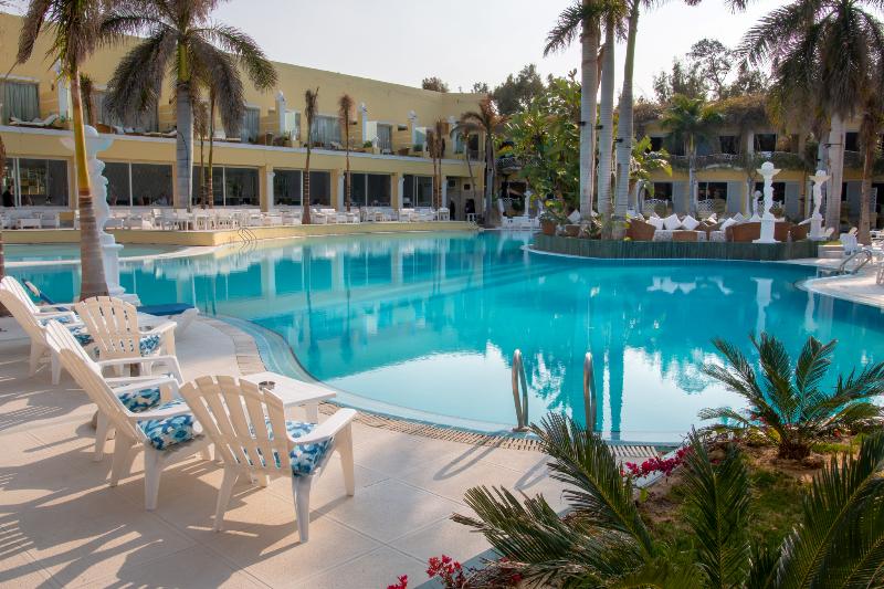Paradise Inn Beach Resort - Havuz