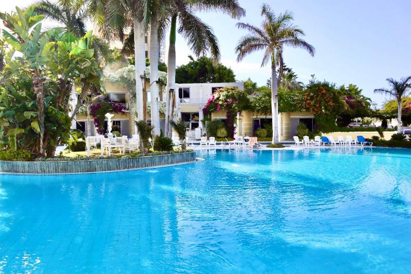 Paradise Inn Beach Resort - Havuz