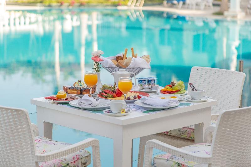 Paradise Inn Beach Resort - Restoran