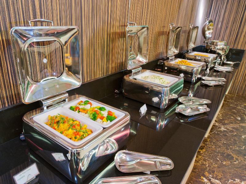 Kingston Suites - Restoran