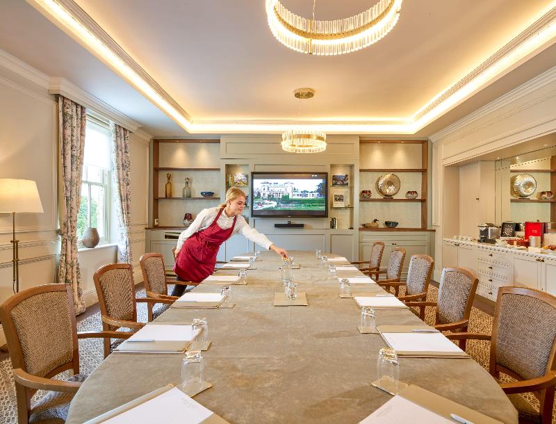Down Hall Country House - Toplantı