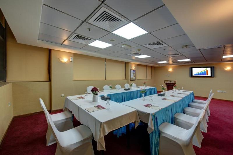 Sunday Sharjah Aparthotel Formerly Royal Tulip - Toplantı