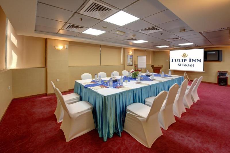 Sunday Sharjah Aparthotel Formerly Royal Tulip - Toplantı