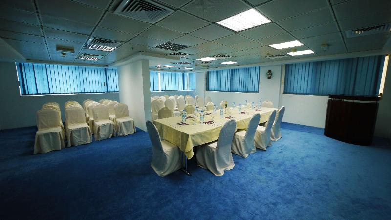 Sunday Sharjah Aparthotel Formerly Royal Tulip - Toplantı