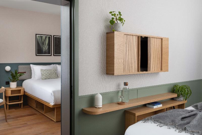 Inhabit Queen's Gardens, a Member of Design Hotels - Oda