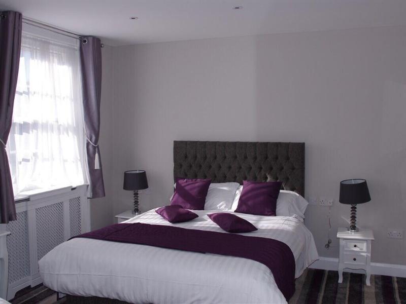 Belmont & Astoria Hotel - Oda