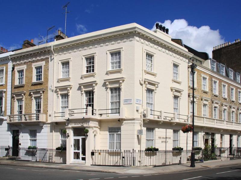 Grapevine Hotel - Genel
