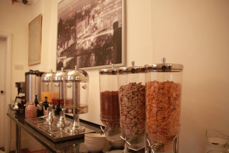 Grapevine Hotel - Genel