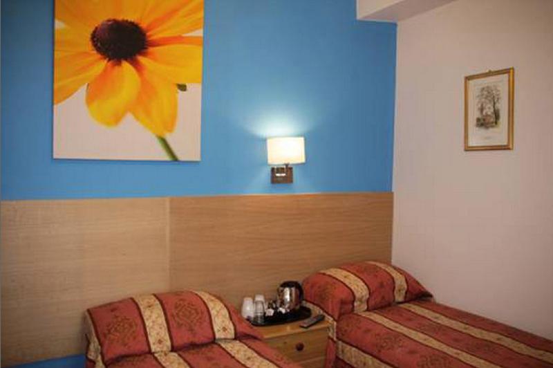 Grapevine Hotel - Genel