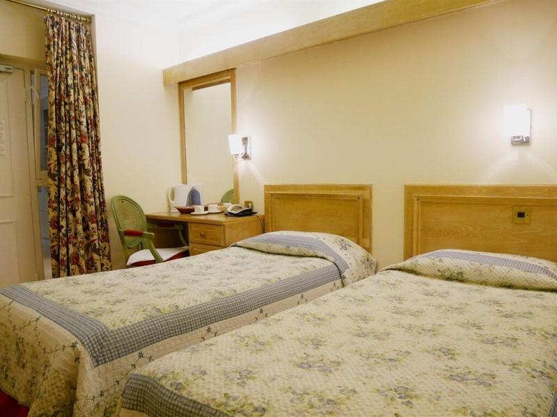 Gresham Hotel - Aktivite