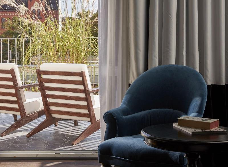 Sir Savigny Hotel - Oda