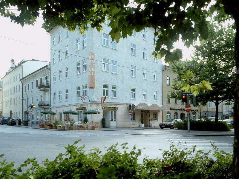 Hotel Vier Jahreszeiten otel fotoğrafı