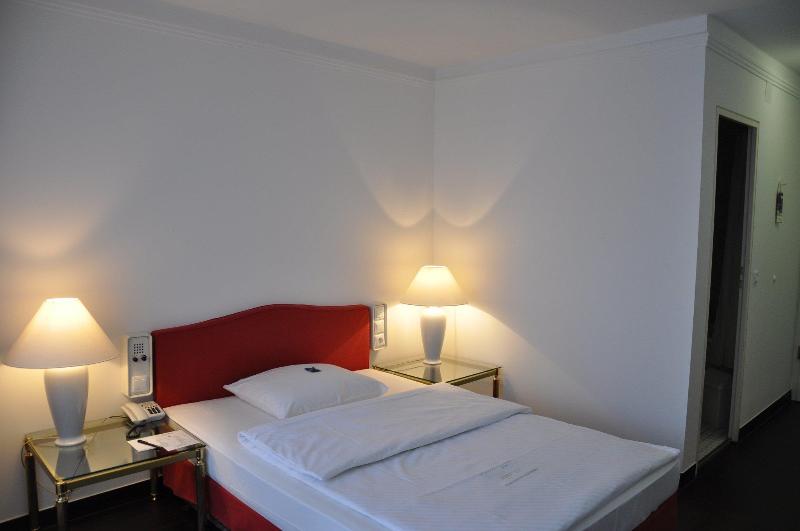 Relexa Waldhotel Schatten - Oda