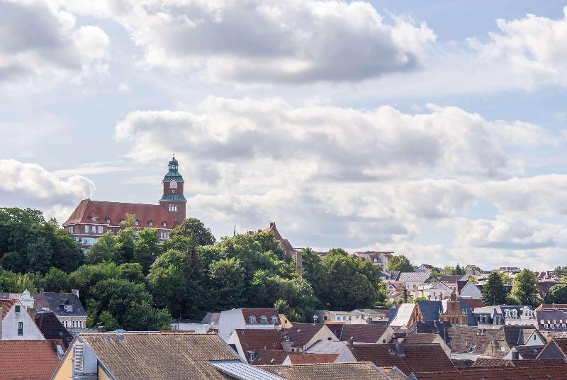 Sunday Hotel Flensburg - Genel
