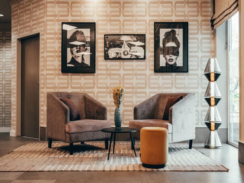 Leonardo Hotel Köln - Lobi